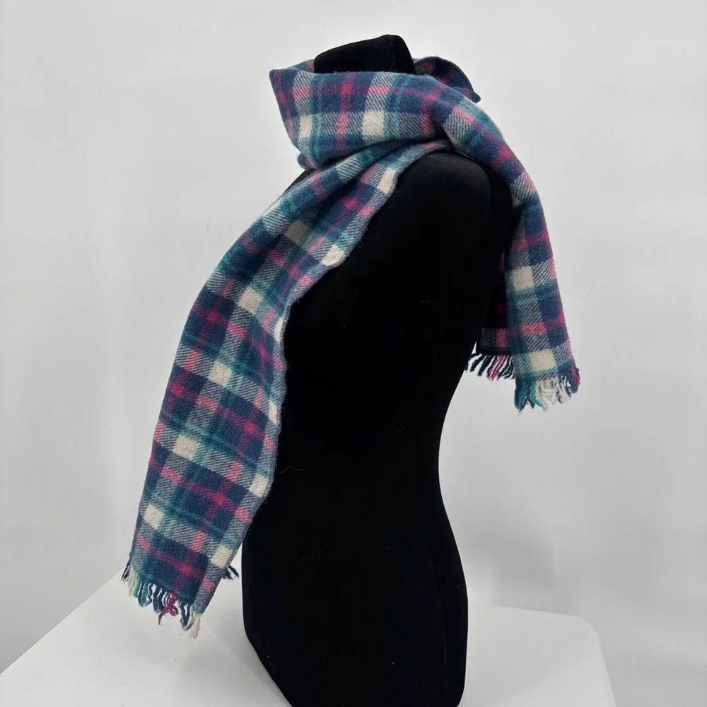 Vintage‎ Woolrich 100% Wool Plaid Scarf 57